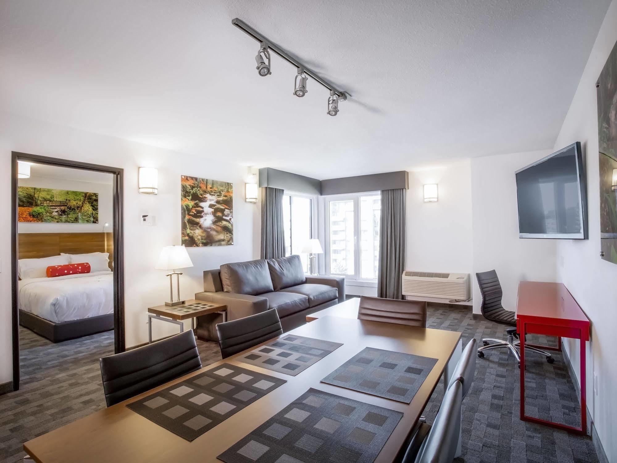 Hotel Elan YYC Exteriér fotografie